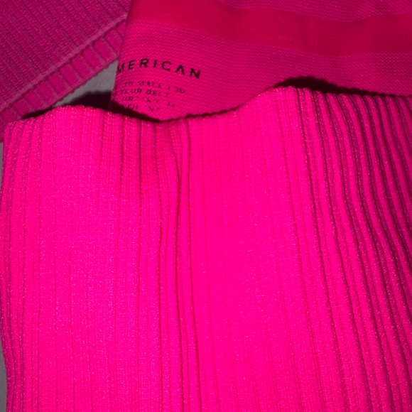 Good American Pink Sports Bra and Leggings Set - Picture 3 of 8